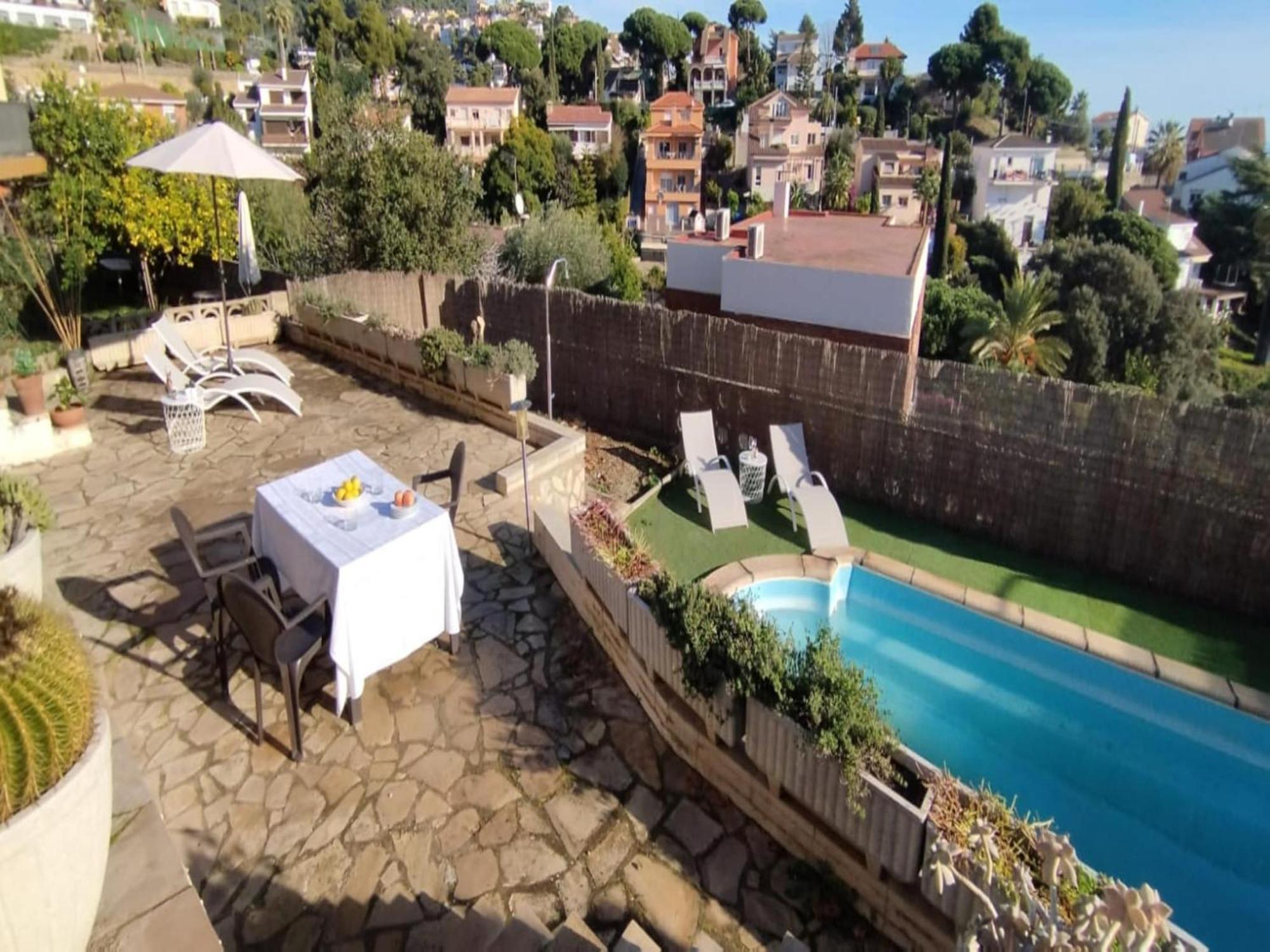 Quiet Escape With Stunning Sea Views Chalet Santa Susanna