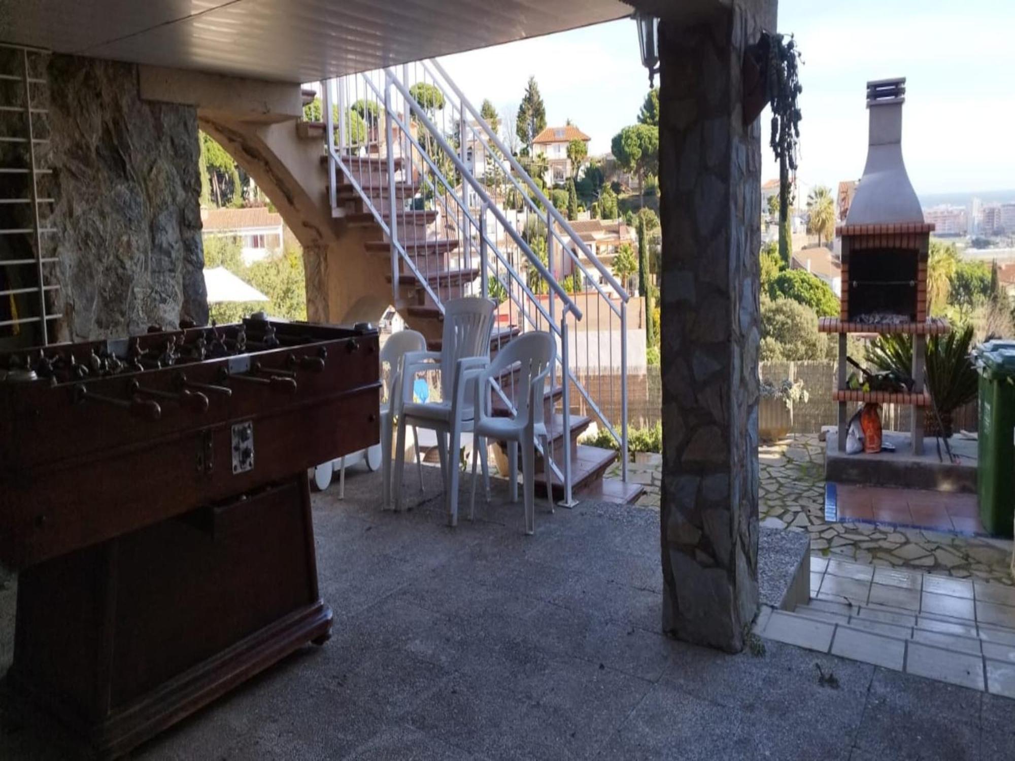 Quiet Escape With Stunning Sea Views Chalet Santa Susanna